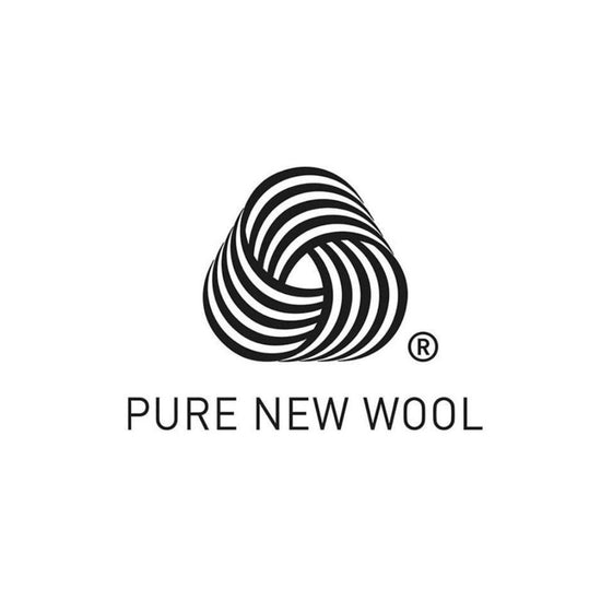 Zu sehen ist das Pure New Wool Gütesiegel von Woolmark für reine Schurwollprodukte